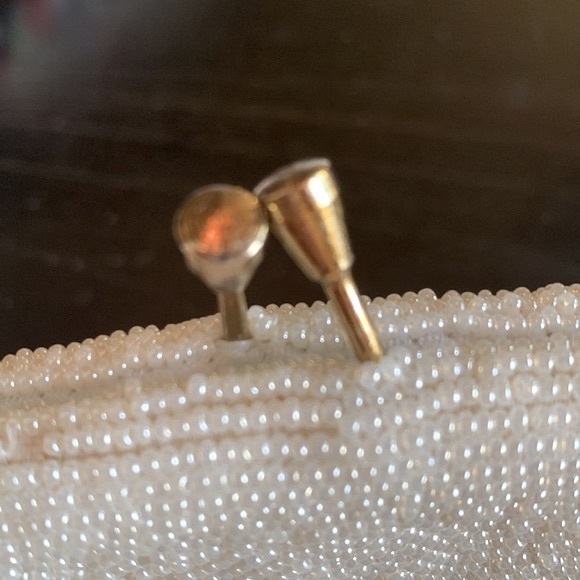 Vintage Beaded, Kiss Lock, Hand Bag / Purse - Picture 7 of 13